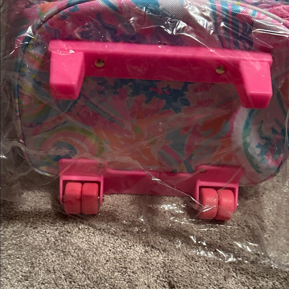 Lilly Pulitzer Pink and Blue Rolling Cooler in original packaging NWT Carnivale - Picture 11 of 13